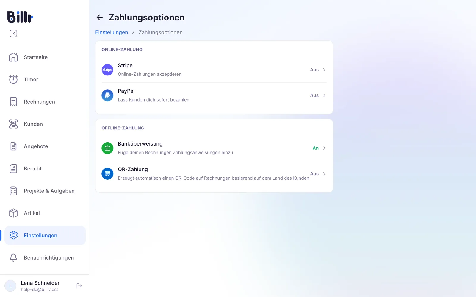 Der Bildschirm Zahlungsoptionen in Billr, mit Stripe und PayPal unter Online-Zahlung und Banküberweisung und QR-Zahlung unter Offline-Zahlung
