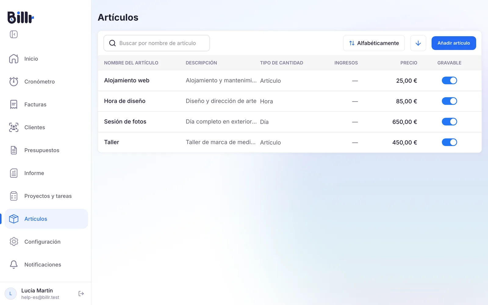 La pantalla Artículos de Billr, con la descripción, el tipo de cantidad, los ingresos, el precio de cada artículo y si es gravable