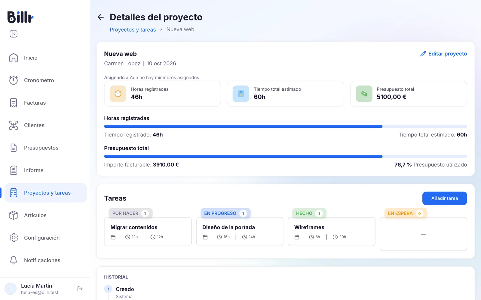 Un proyecto con sus horas registradas, el tiempo estimado y la parte del presupuesto del proyecto utilizada