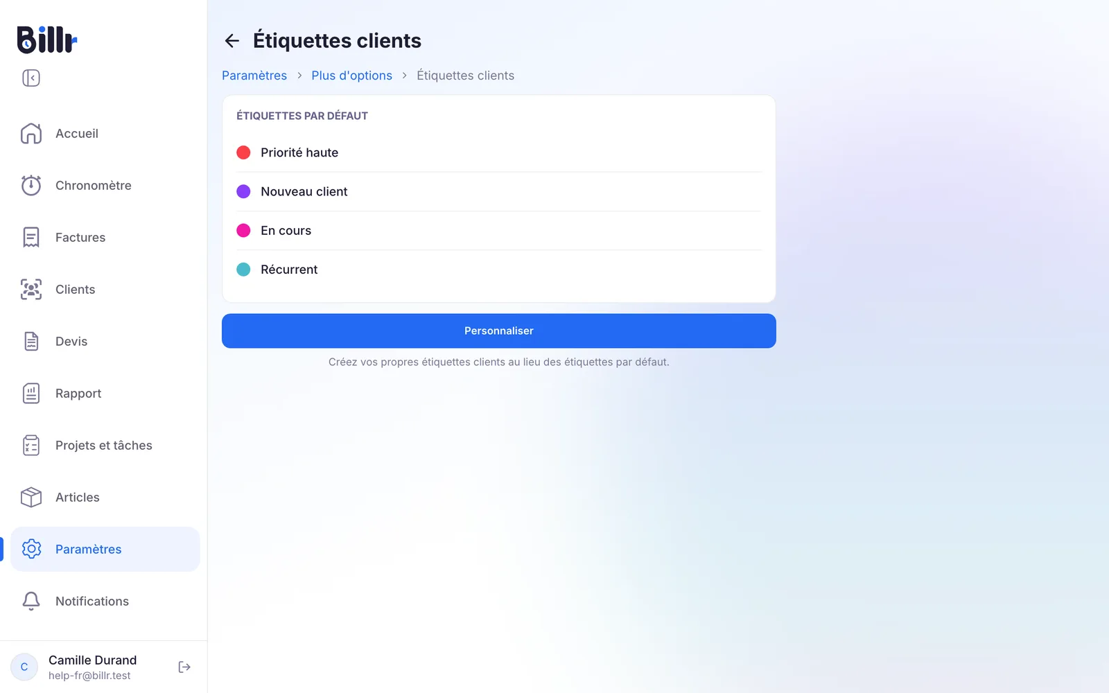 L'écran Étiquettes clients, avec les quatre étiquettes par défaut et le bouton Personnaliser