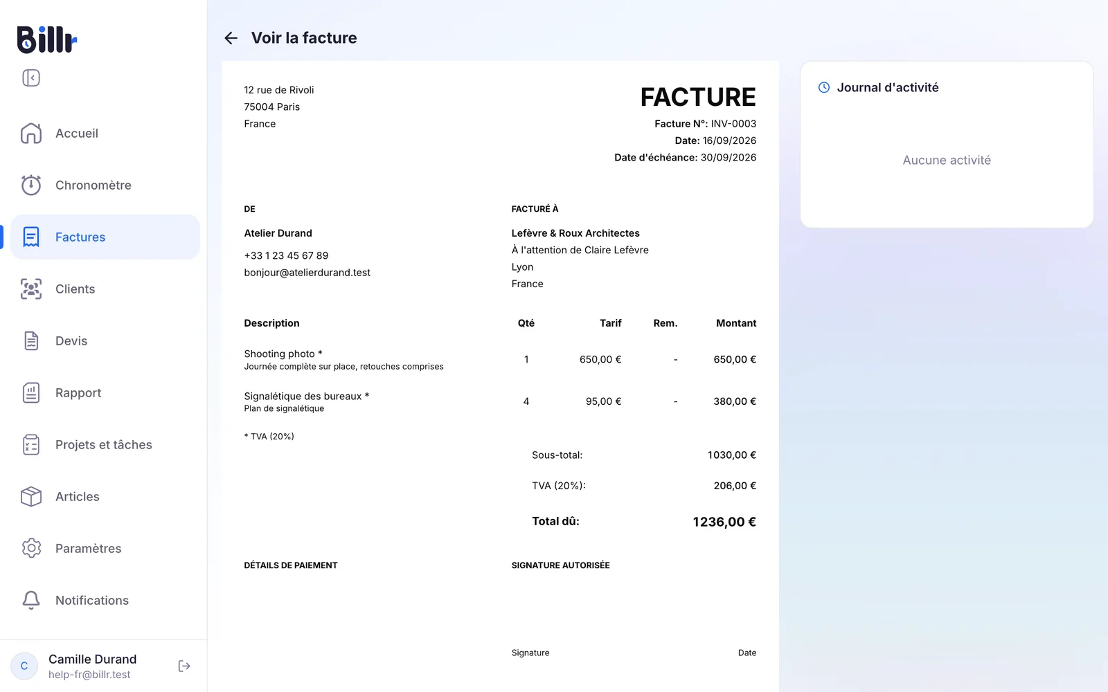 Une facture envoyée, avec le journal d'activité à droite